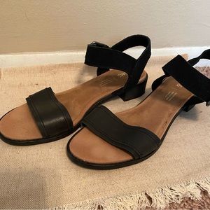 Toms Black Sandal
